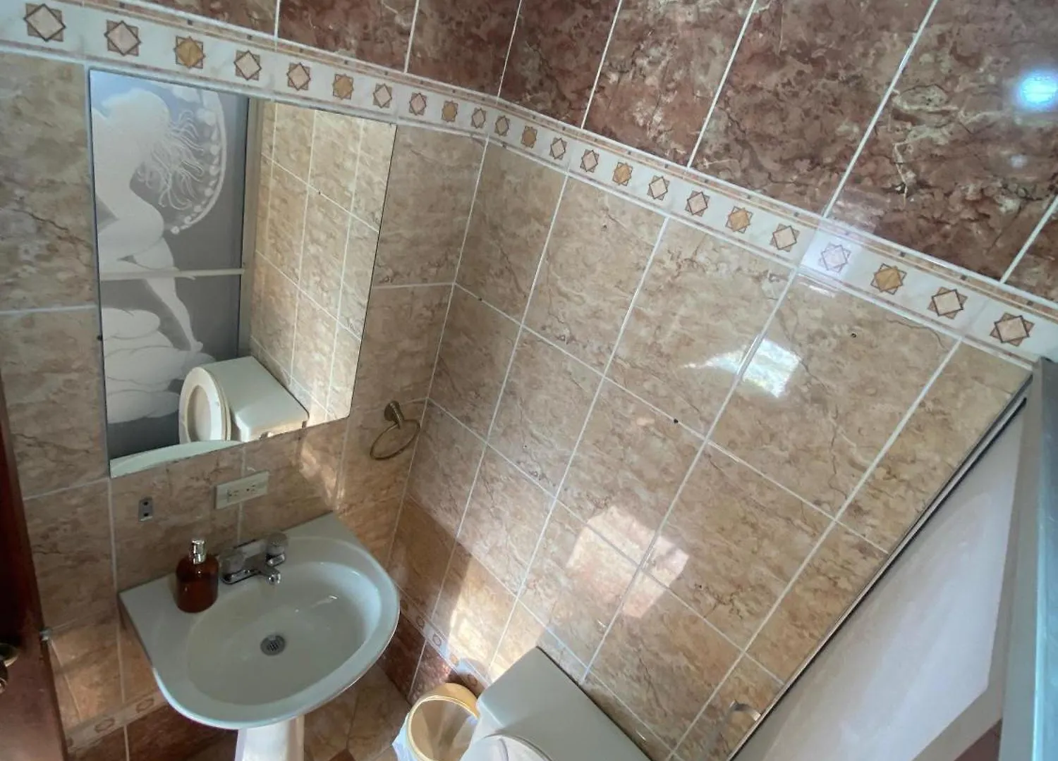 Elegante Y Exclusiva Suite Con Terraza De Dos Dormitorios Cuenca
